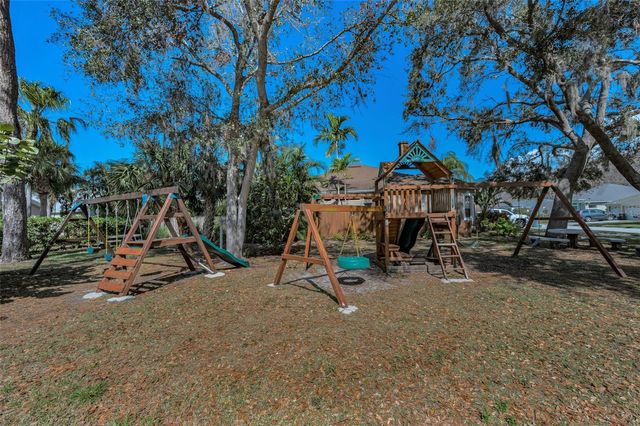 443 BRILAND STREET, Tarpon Springs, FL 34689