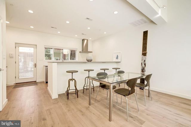 446 RIDGE ST NW, Washington, DC 20001