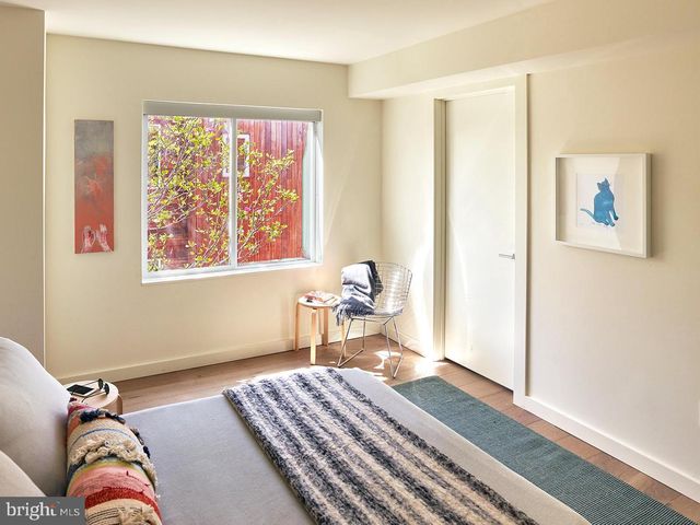 446 RIDGE ST NW, Washington, DC 20001