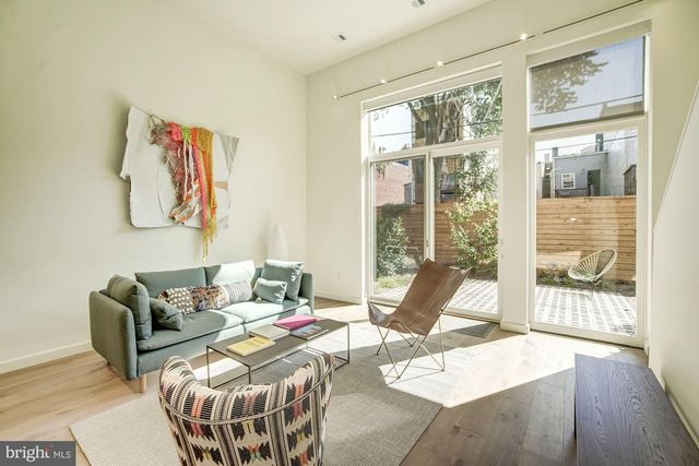 446 RIDGE ST NW, Washington, DC 20001