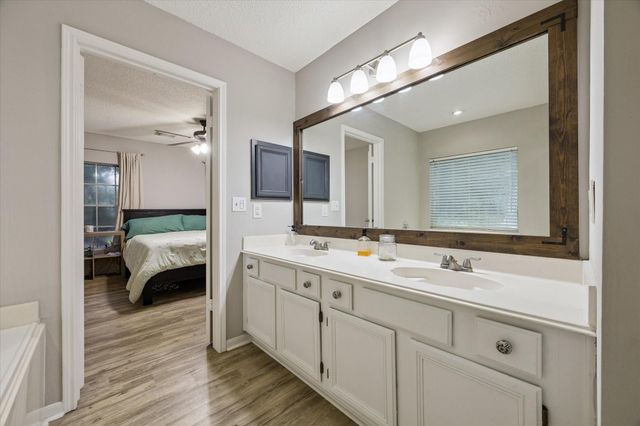 4011 Beechwood Drive, Pearland, TX 77584