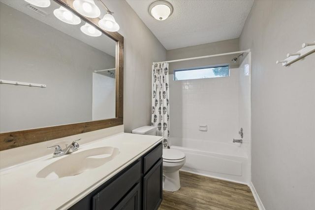4011 Beechwood Drive, Pearland, TX 77584