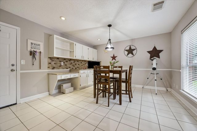 4011 Beechwood Drive, Pearland, TX 77584