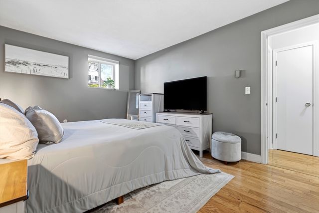 48 N Emerson St 1, Wakefield, MA 01880