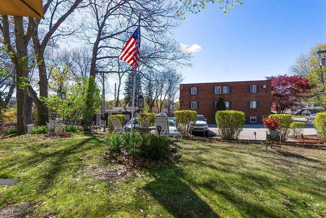 48 N Emerson St 1, Wakefield, MA 01880