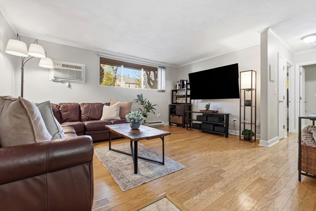 48 N Emerson St 1, Wakefield, MA 01880