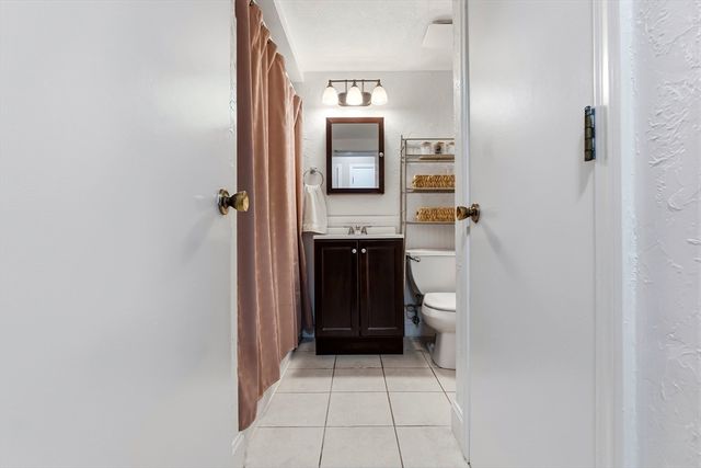 48 N Emerson St 1, Wakefield, MA 01880