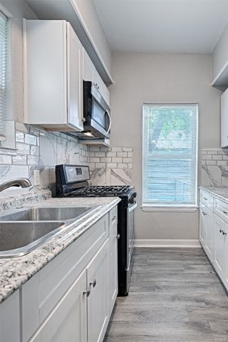 606 E Brin Street, Terrell, TX 75160