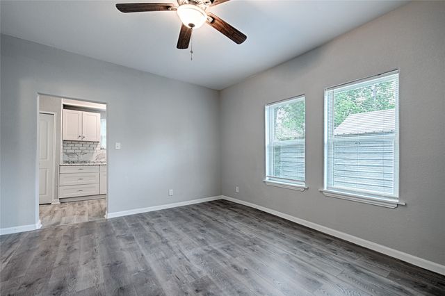 606 E Brin Street, Terrell, TX 75160
