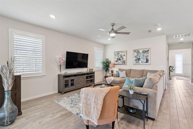 13940 DESTIN BEACH LANE, Orlando, FL 32827