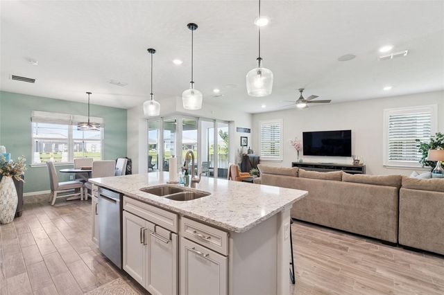 13940 DESTIN BEACH LANE, Orlando, FL 32827