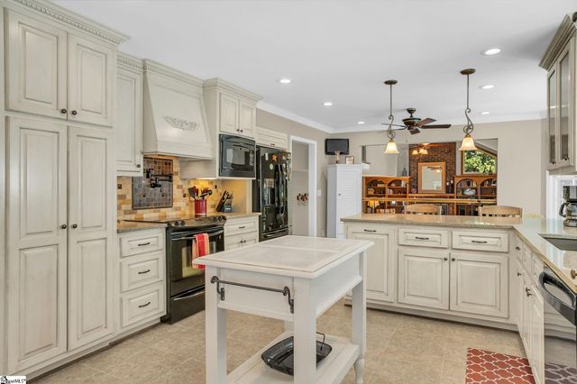 600 Rosebud Lane, Greer, SC 29650