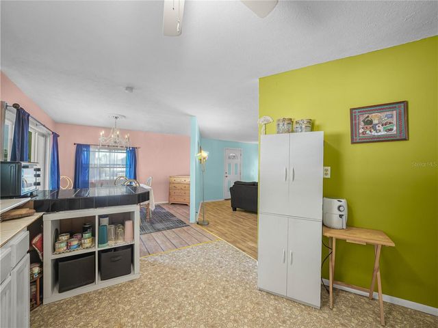 319 1ST AVENUE N, Lake Wales, FL 33859