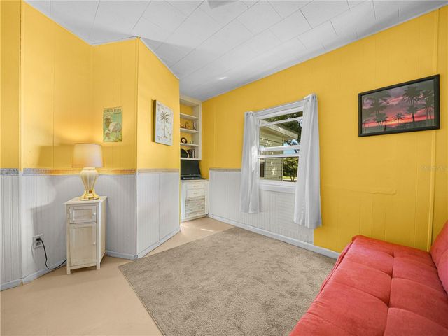 319 1ST AVENUE N, Lake Wales, FL 33859