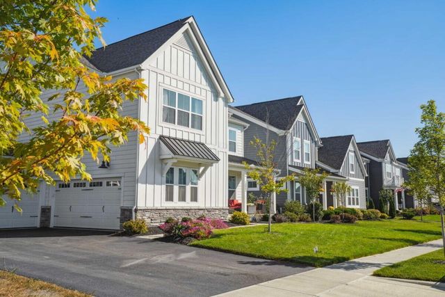 7306 Applewood Drive, Plain City, OH 43064