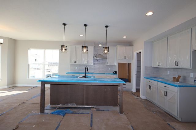 7306 Applewood Drive, Plain City, OH 43064