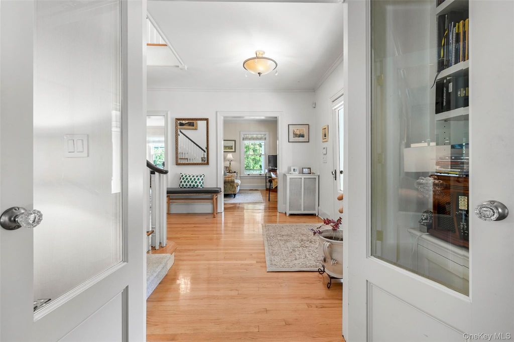 26 Linden Avenue, Larchmont, NY 10538 — photo 5