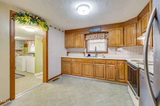 165 Astor Dr Drive, Gate City, VA 24251