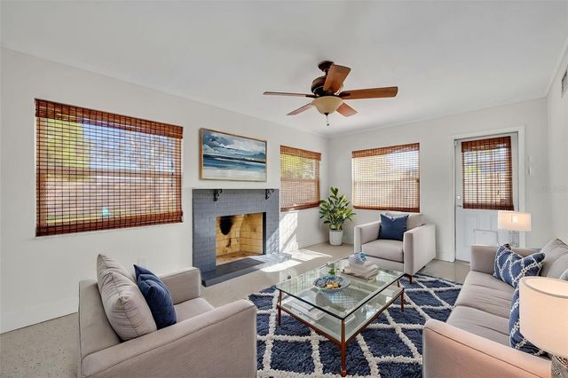 6318 30TH STREET S, St Petersburg, FL 33712