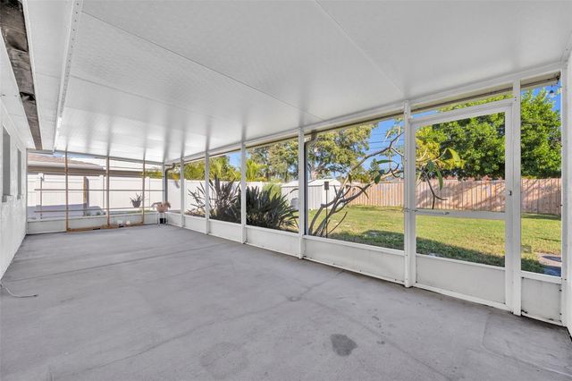 6318 30TH STREET S, St Petersburg, FL 33712