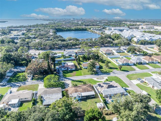 6318 30TH STREET S, St Petersburg, FL 33712