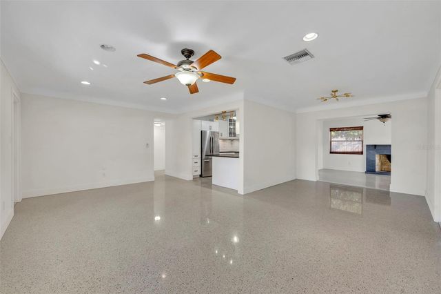 6318 30TH STREET S, St Petersburg, FL 33712