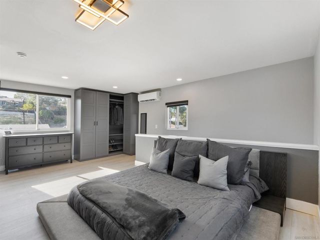 1051 Worthington, San Diego, CA 92114