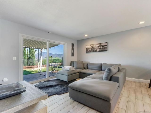 1051 Worthington, San Diego, CA 92114