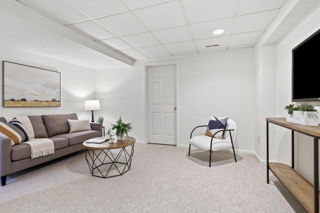 79 Parkhurst Drive 79, Westford, MA 01886