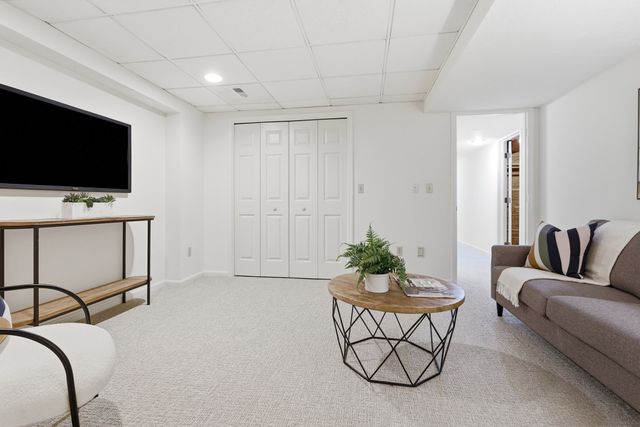 79 Parkhurst Drive 79, Westford, MA 01886