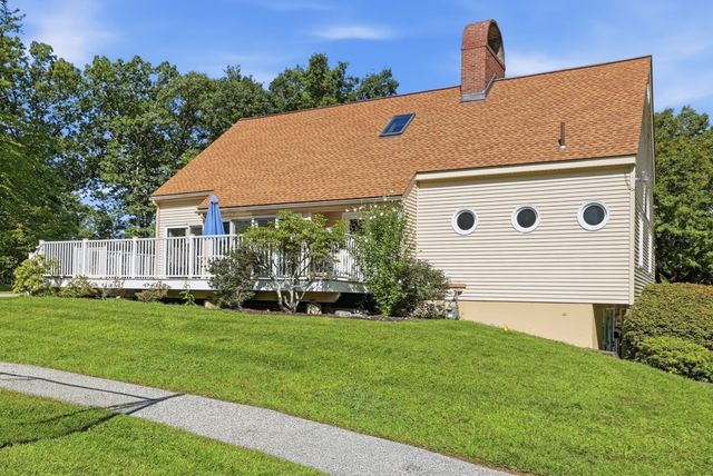 79 Parkhurst Drive 79, Westford, MA 01886