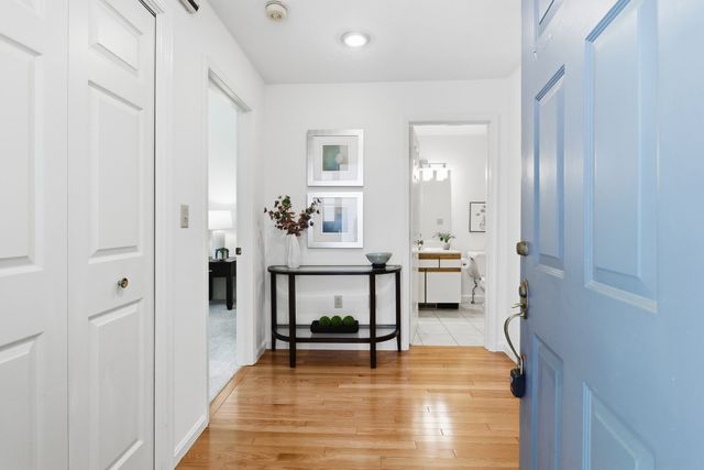 79 Parkhurst Drive 79, Westford, MA 01886