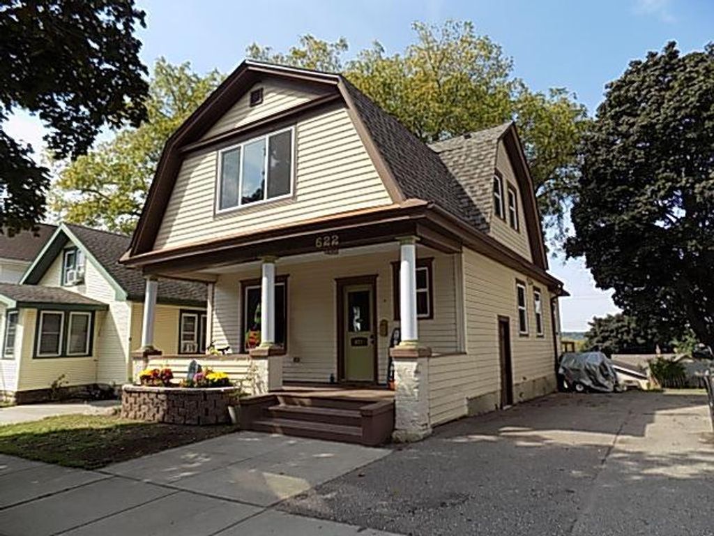 622 N 5th Street, Mankato, MN 56001