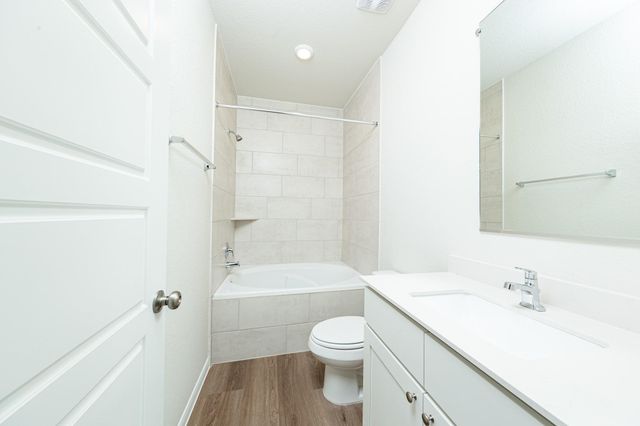 15658 Coneflower Hills Drive, Houston, TX 77090