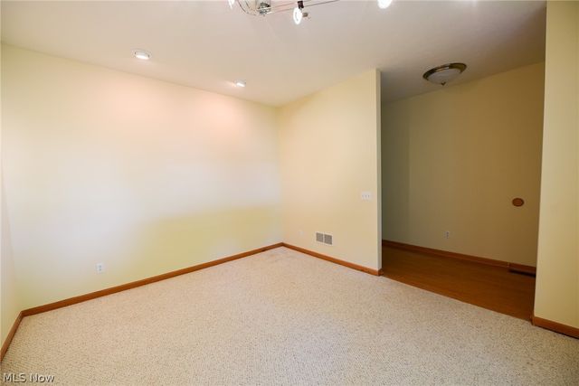 3108 Vermont Place, Green, OH 44312