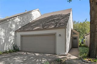 110 Glenview Drive, Lawrence, KS 66049