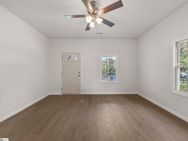 7729 Bradley Street, Spartanburg, SC 29303