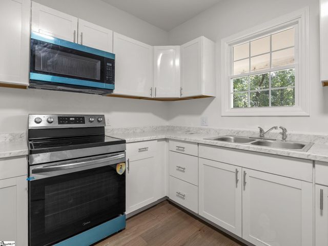 7729 Bradley Street, Spartanburg, SC 29303