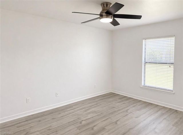 1117 SW 22nd TER, Cape Coral, FL 33991