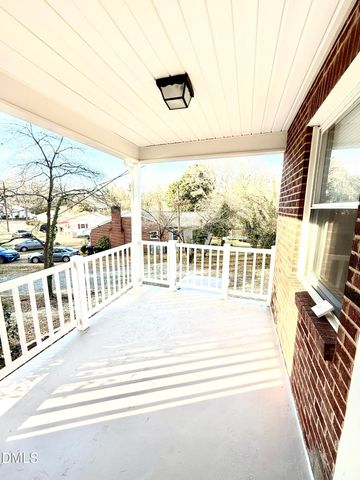 325 Courtland Terrace, Burlington, NC 27217