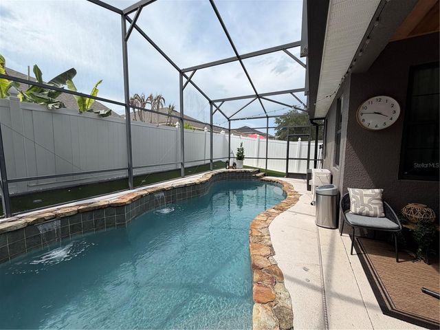 9305 GREEN DRAGON STREET, Orlando, FL 32827