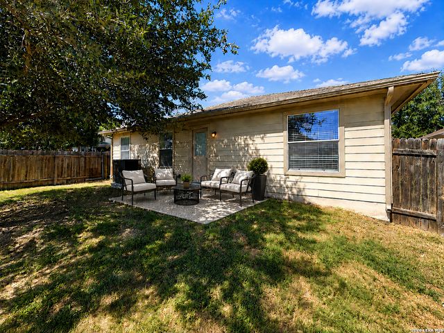 3961 Whisper Field, Schertz, TX 78108