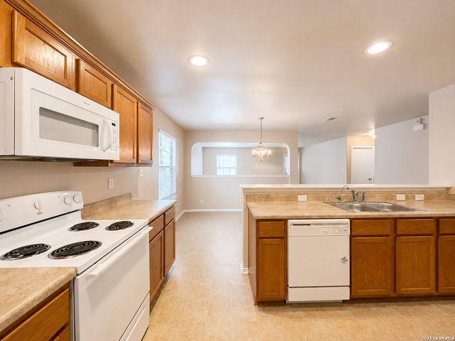 3961 Whisper Field, Schertz, TX 78108