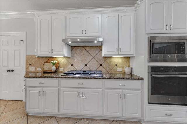 6111 Terravita Drive, Spring, TX 77379