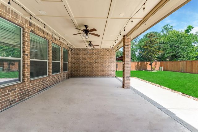 6111 Terravita Drive, Spring, TX 77379