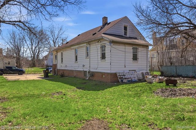 17139 Mackay Street, Detroit, MI 48212