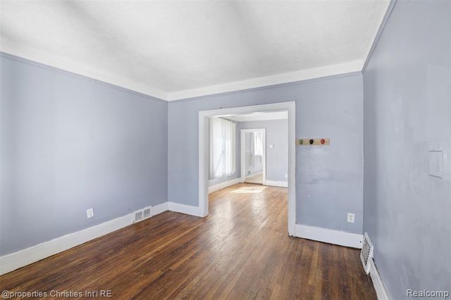 17139 Mackay Street, Detroit, MI 48212