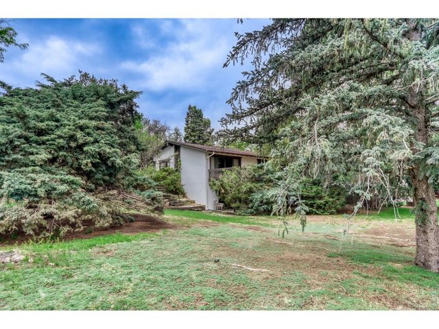 5719 W 24th St, Greeley, CO 80634