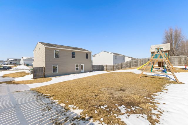 345 Hillside Drive, Pleasant Hill, IA 50327