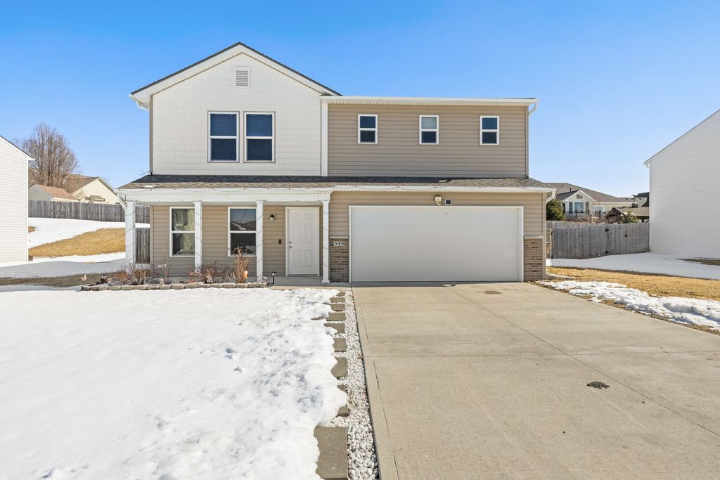 345 Hillside Drive, Pleasant Hill, IA 50327